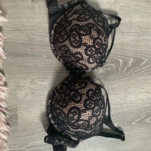 Victoria Secret Strapy Push Up Bra - NEVER WORN
